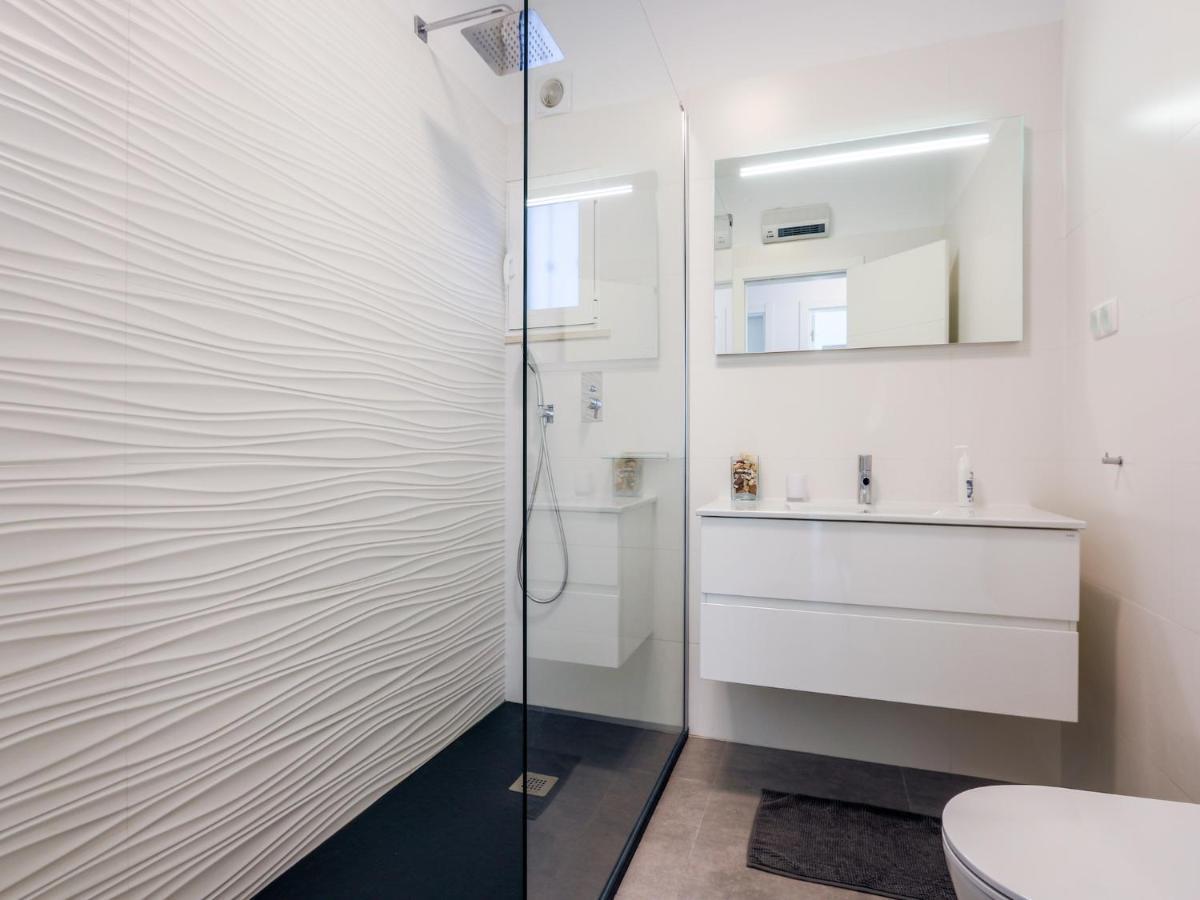 Luxury 3 Bedroom Apartment, Apartment *
