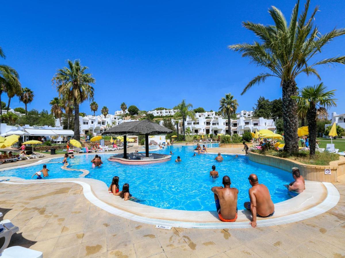 Luxury 3 Bedroom Apartment, *